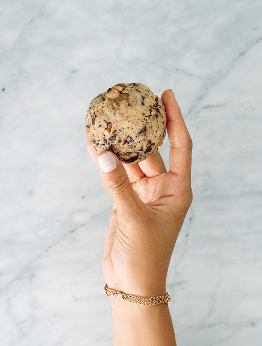 Walnut Chocolate Chip Cookie